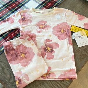 Burt’s Bees 2-pice pajama set NWT size 6